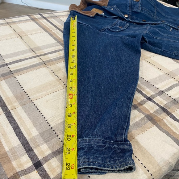 Willow Bend Jean Jacket Denim Jacket with Cabin Scene
Size Medium - Picture 11 of 11